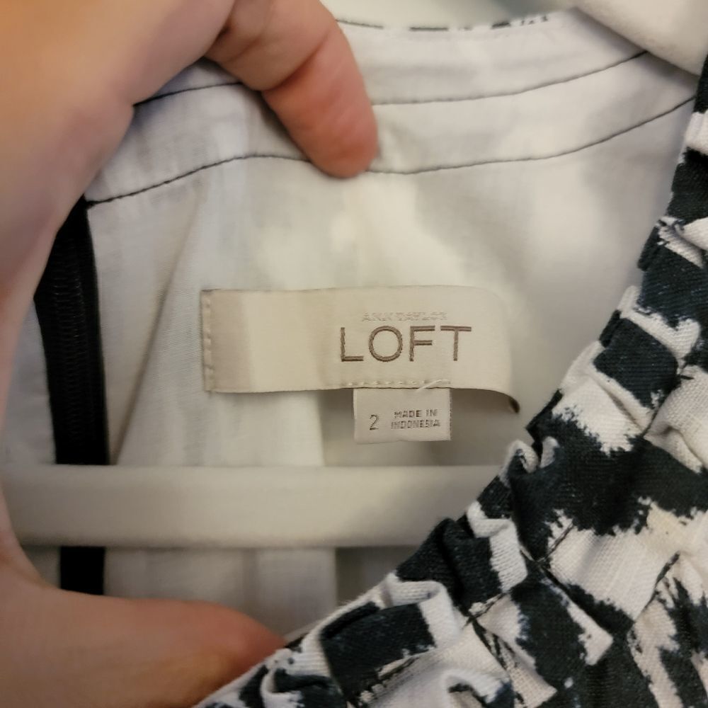 LOFT Linen Ikat Sheath Dress - Picture 4 of 6